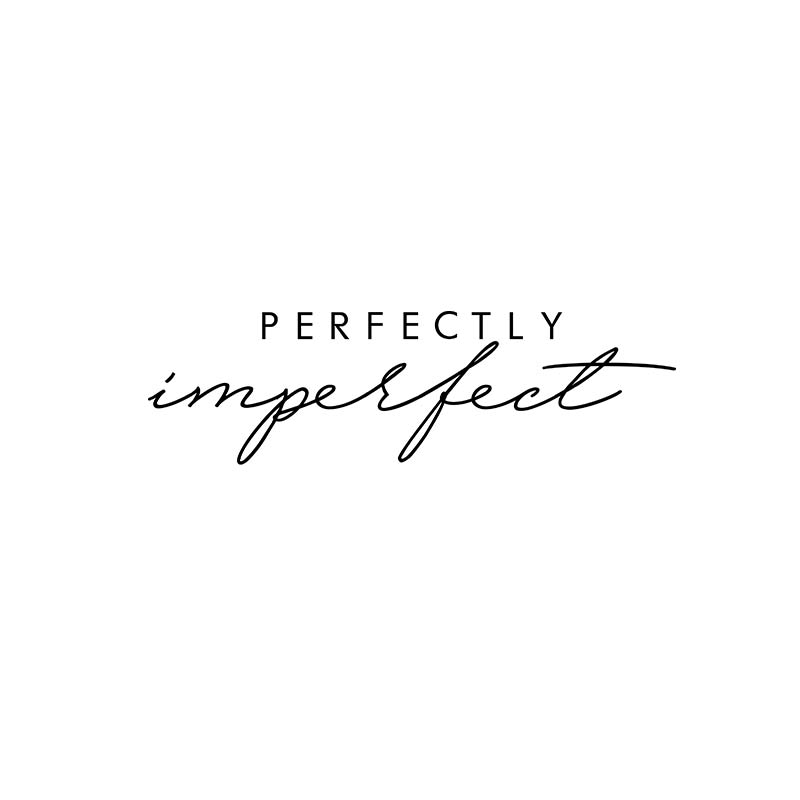 Design Sweatshirt "Perfectly Imperfect" - Wippio