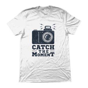 Maglietta-_CATCH-THE-MOMENT_-migliore-prezzo-abbigliamento-produzione-italiana-ottimo-materiale-wippio-foggia