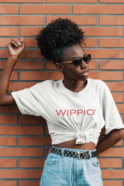t-shirt-wippio-maglietta-bianca-moda-donna-uomo-2020-tendenza-social-instagram-tiktok